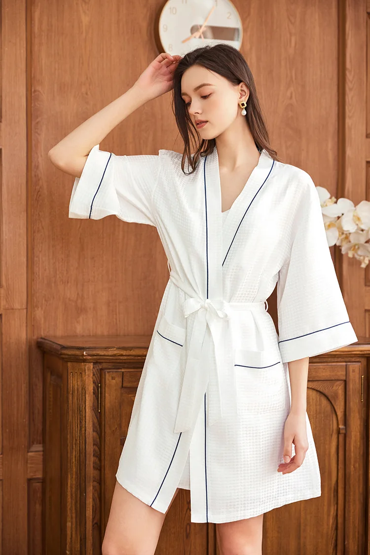 Waffle Jacquard 100% Mulberry  - Robe Silk Women review and price