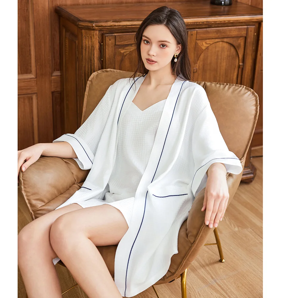 Waffle Jacquard 100% Mulberry  - Robe Silk Women review and price